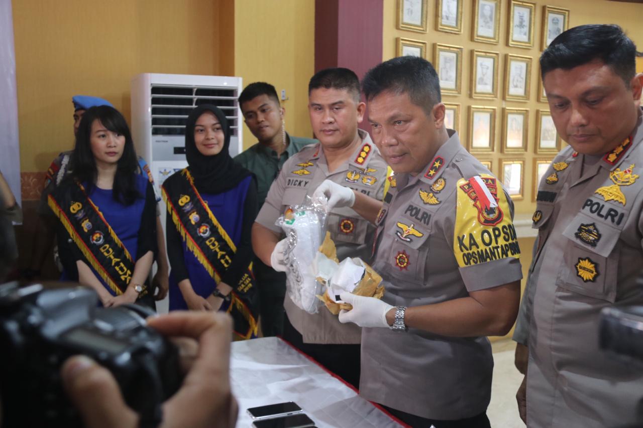 Jelang Pemungutan Suara, Polda Sulsel Ungkap Peredaran 2 Kg Shabu
