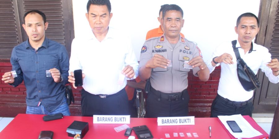 Edarkan Sabu Sejak Februari, Dua Pemuda Gowa Ini Akhirnya Diringkus Polisi