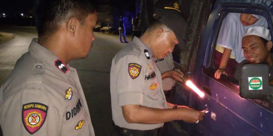 Cegah Aksi Kriminalitas, Polsek Barombong Intens Lakukan Patroli Malam Hari