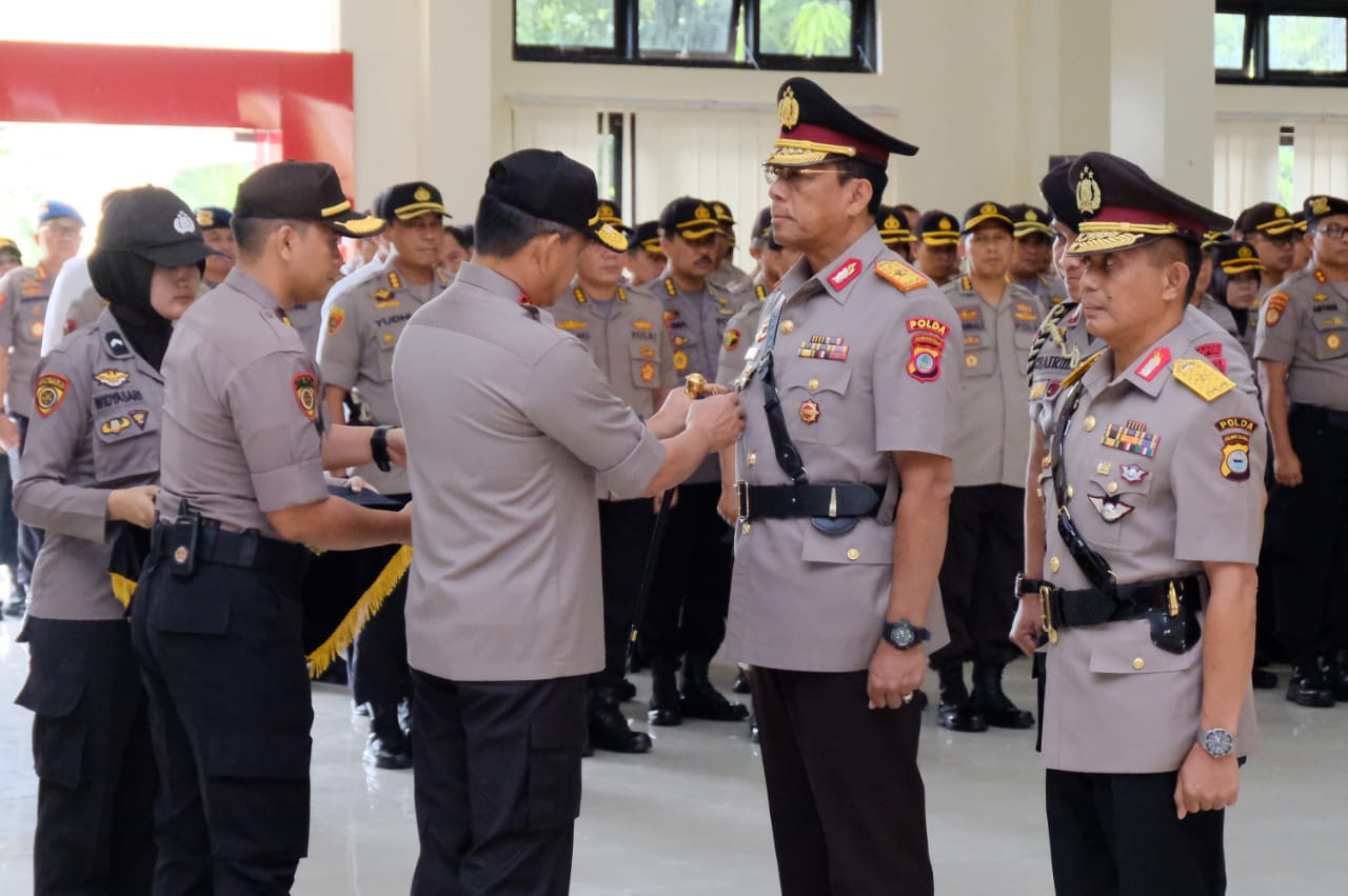 Wakapolda Sulsel Berganti, Ini Pesan Kapolda kepada Pejabat Baru dan Lama