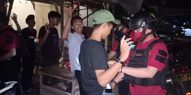 Jaga Situasi Kamtibmas Aman dan Kondusif, Polrestabes Makassar Gelar Patroli Malam