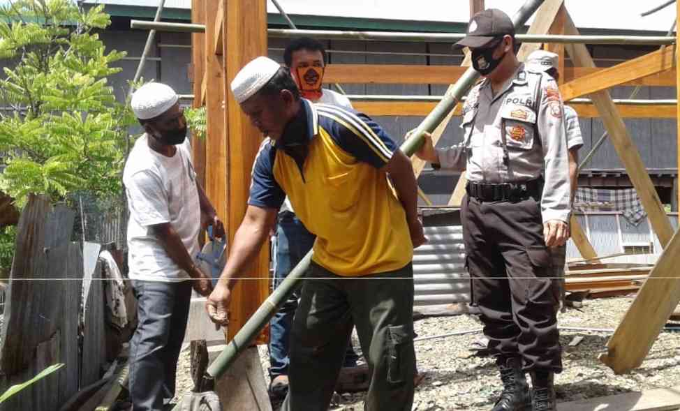 Sengketa Batas Tanah, Mediasi Jadi Jurus Andalan Bhabinkamtibmas Polsek Marioriawa Selesaikan Masalah
