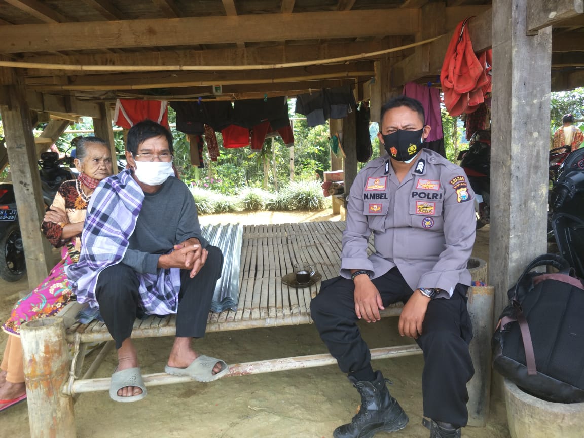 Bhabinkamtibmas Polsek Simbuang Sambang dan himbauan protokol kesehatan