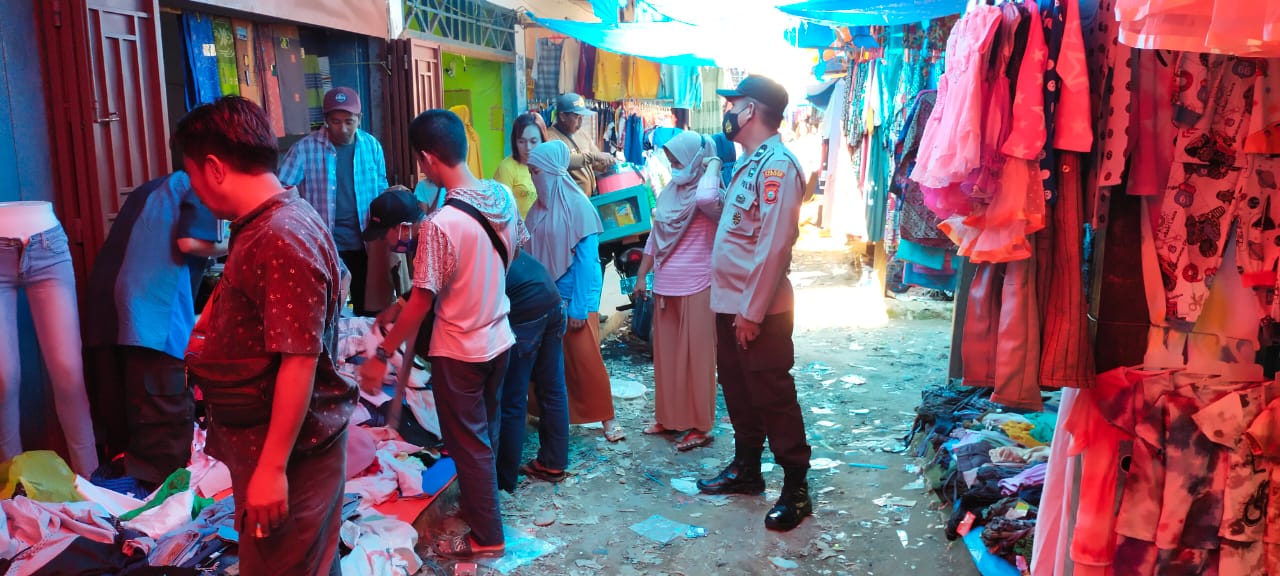 SPKT Polsek Marang Patroli Jalan Kaki