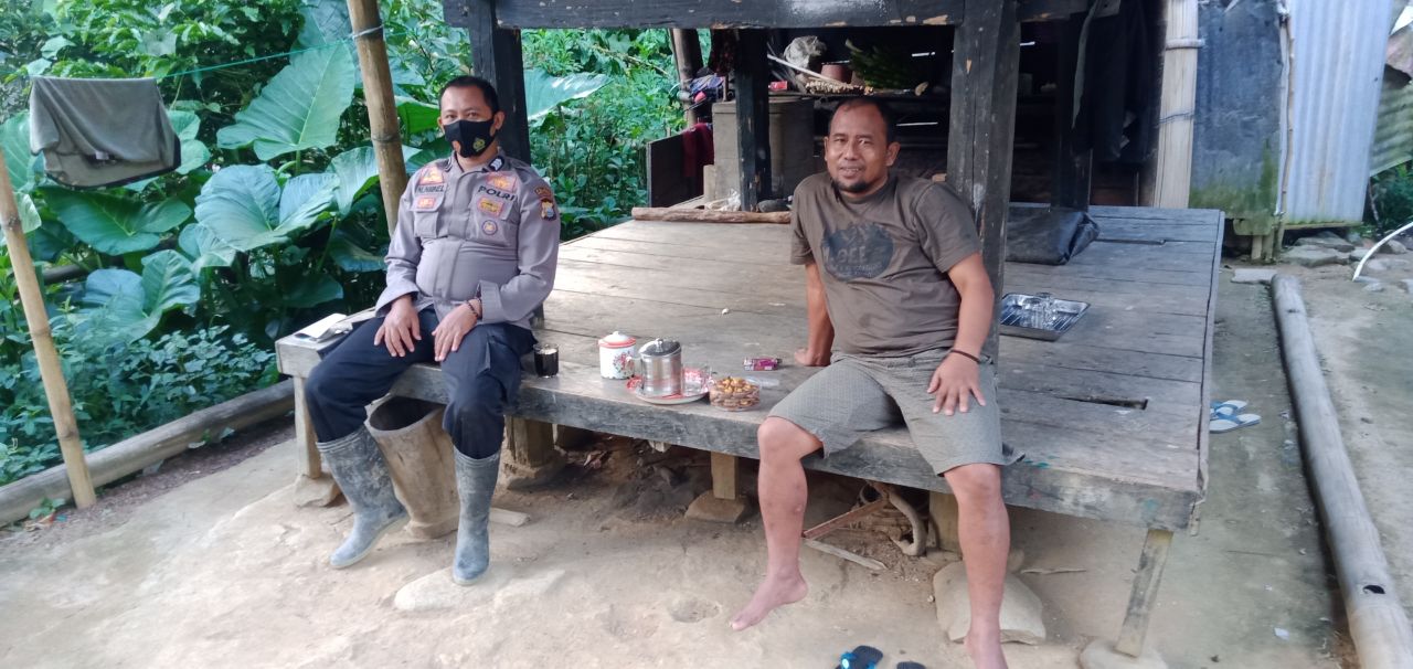 Bhabinkamtibmas Polsek Simbuang Sambang dan himbauan protokol kesehatan