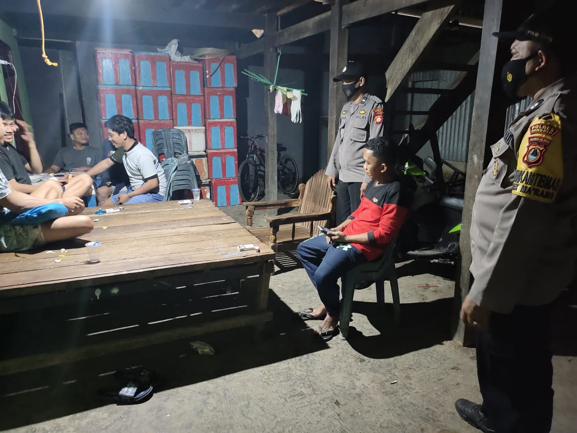 Patroli Dialogis Malam Polsek Marang Jaga Prokes Dan Kamtibmas