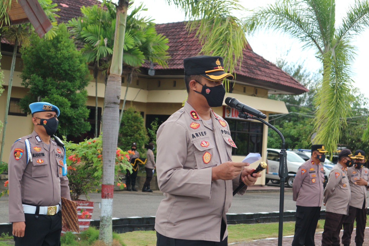 Kapolres Pinrang Pimpin Serah Terima Jabatan 12 Perwira Di Lingkungan Polres Pinrang