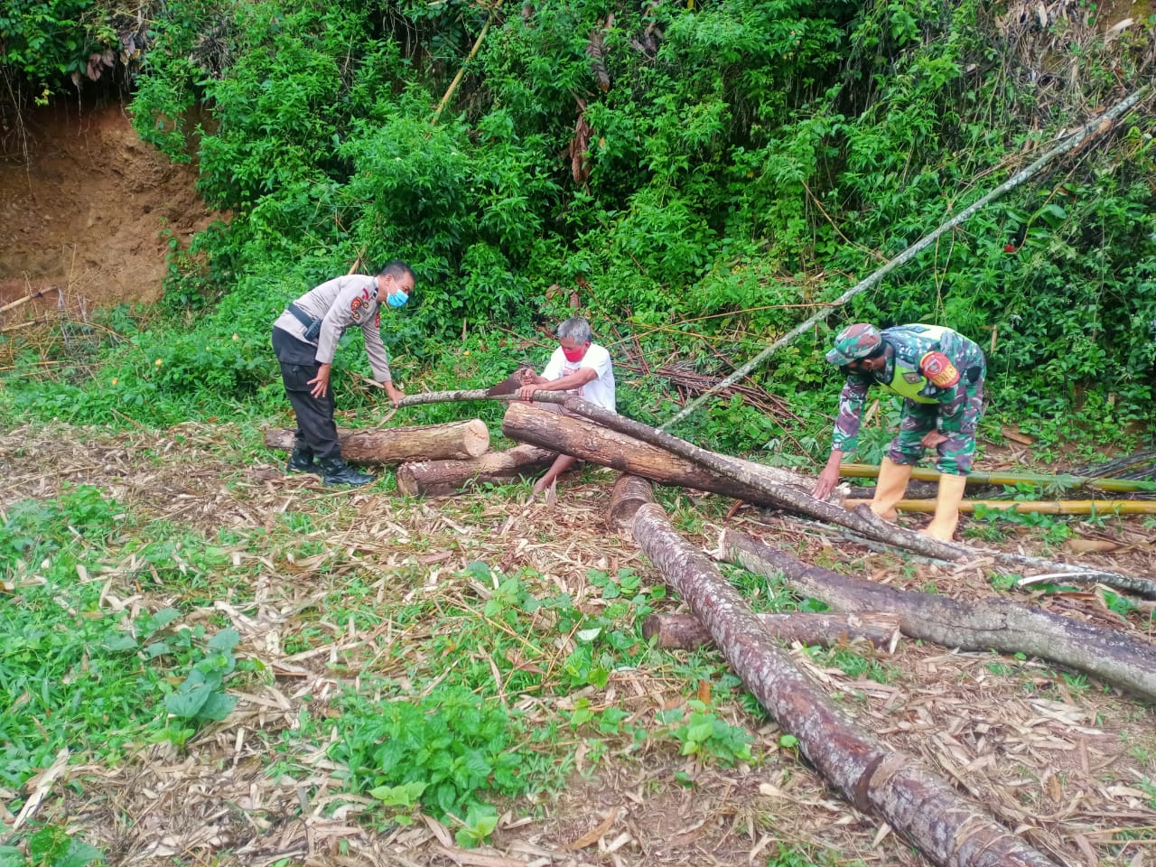 Himbau 5M, Bhabinkamtibmas Polsek Sangalla silaturahmi terhadap warga Binaan