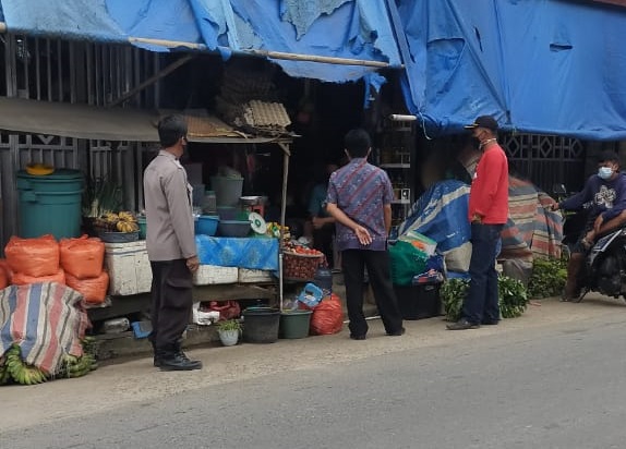 Bhabinkambtimas Polsek Saluputti melakukan sambang di Dusun Pangdo