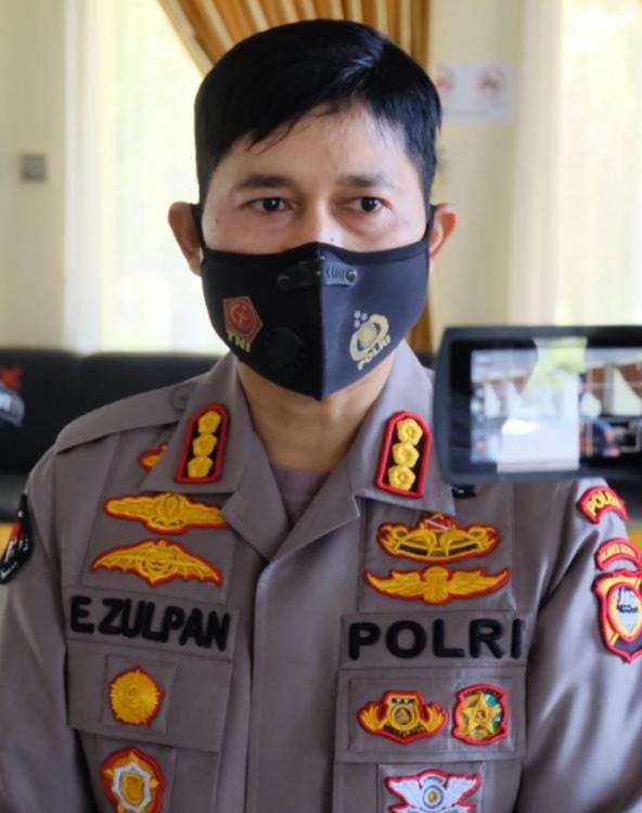 Terkait Jenazah Virus Corona, Personil Polda Sulsel Aktif Beri Edukasi Ke Masyarakat