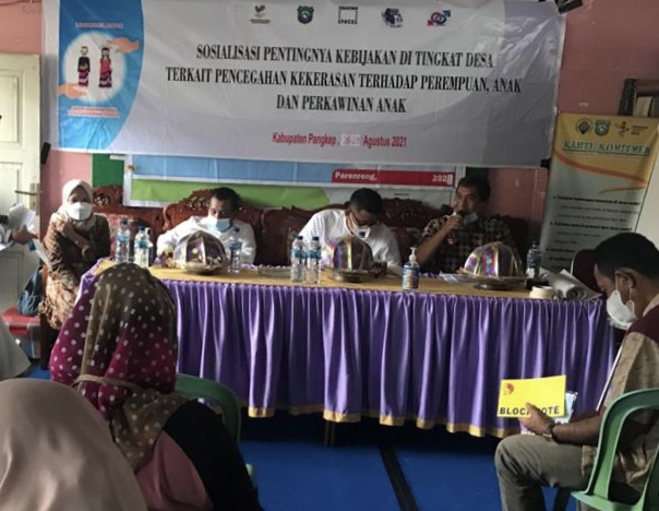 Bhabinkamtibmas Hadiri Sosialisasi Kekerasan Terhadap Perempuan dan Anak