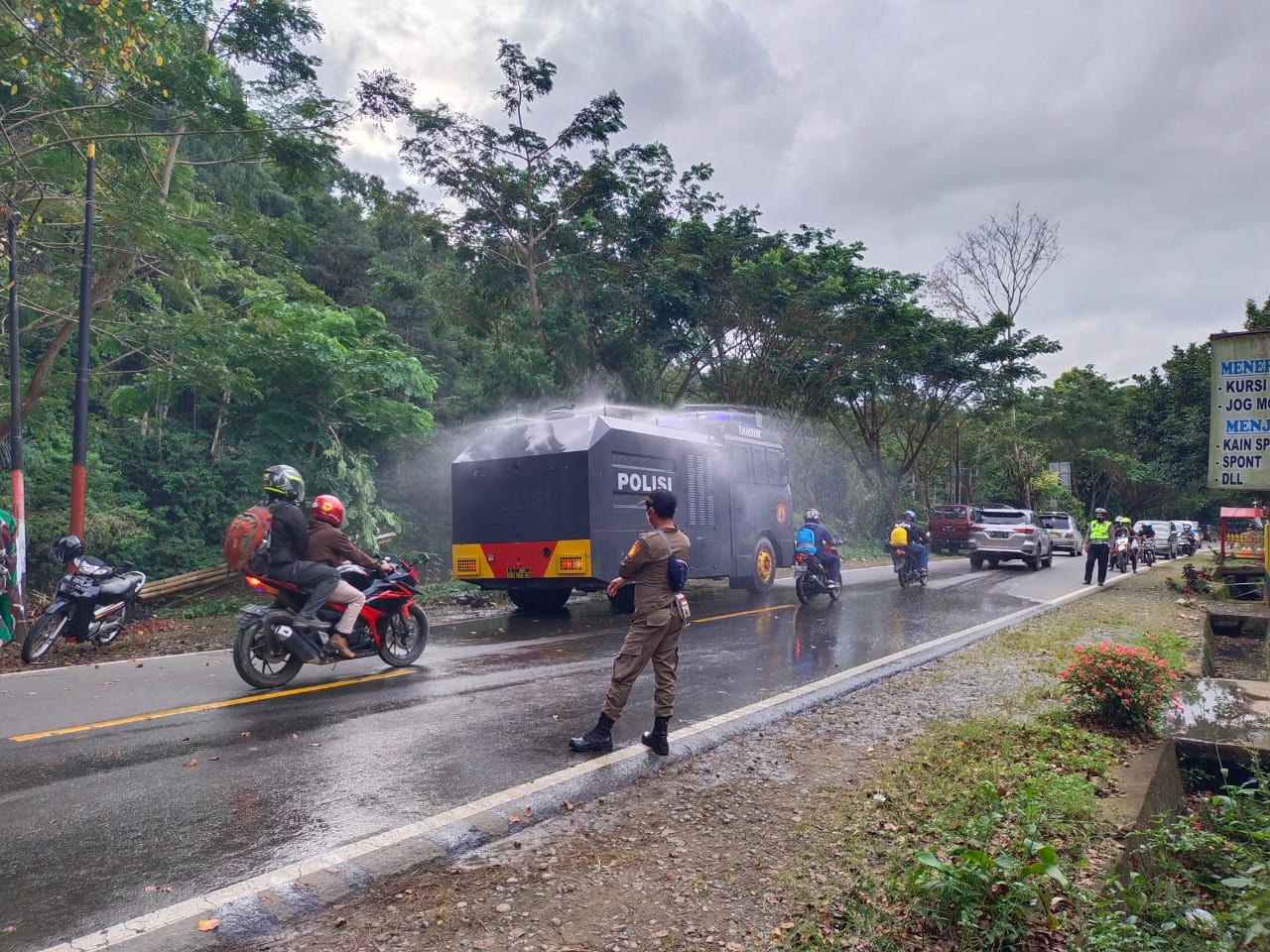 Operasi Yustisi Polsek Makale Penerapan Disiplin Protocol Kesehatan