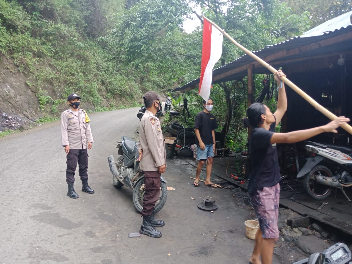 Operasi Yustisi Polsek Makale Penerapan Disiplin Protocol Kesehatan