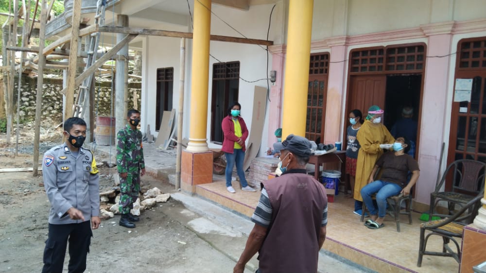 Bhabinkamtibmas Polsek Sangalla melaksankan DDS di wilayah binaan