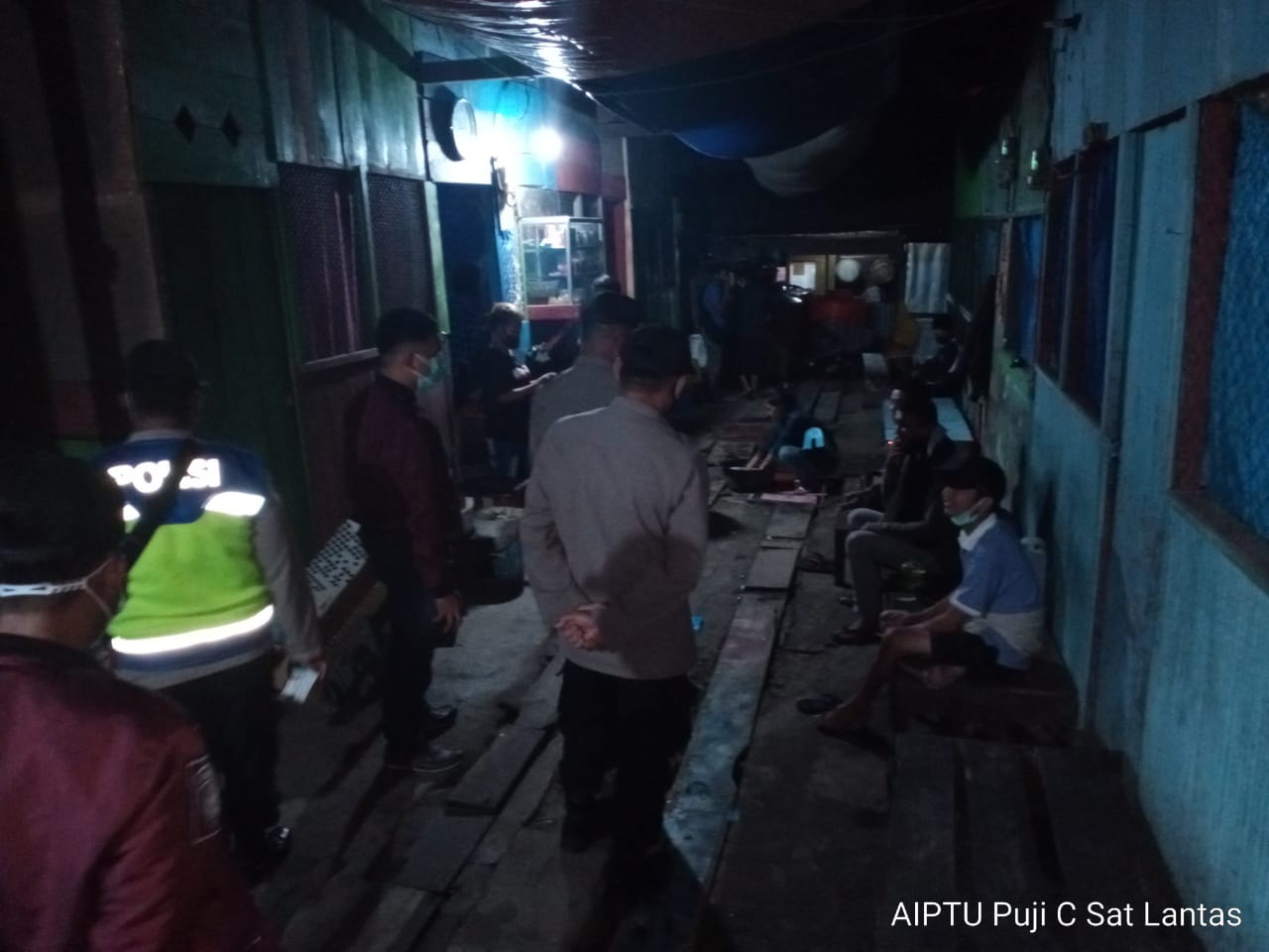 2 Orang Warga Dinyatakan Reaktif Swab Antigen di Pos Pemeriksaan