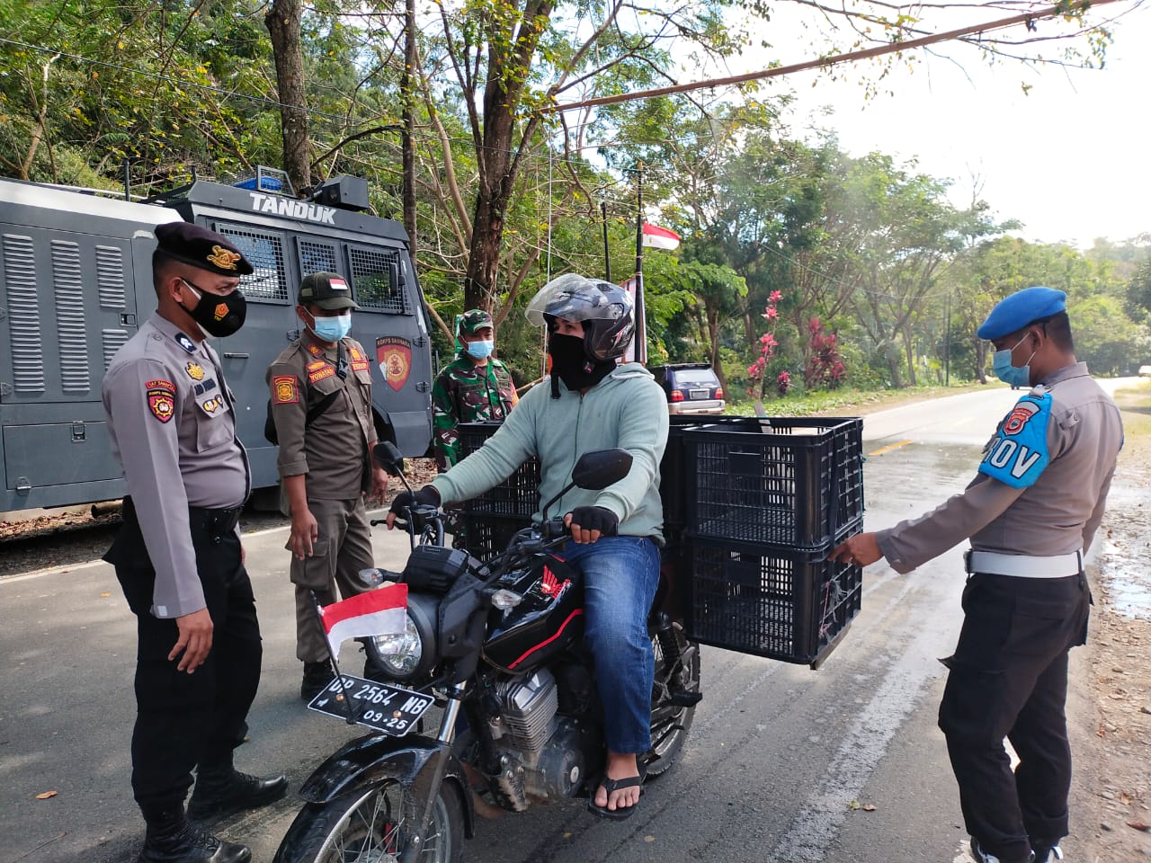 2 Orang Warga Dinyatakan Reaktif Swab Antigen di Pos Pemeriksaan