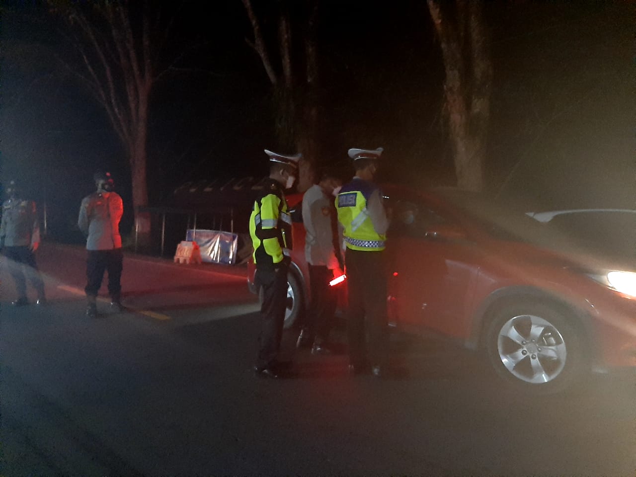 2 Orang Warga Dinyatakan Reaktif Swab Antigen di Pos Pemeriksaan
