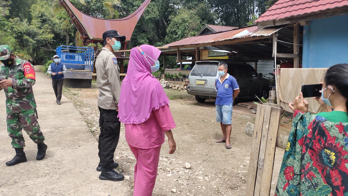 Babinkamtibmas Polsek Sangalla Ingatkan Pentingnya Prokes di wilayah Binaan