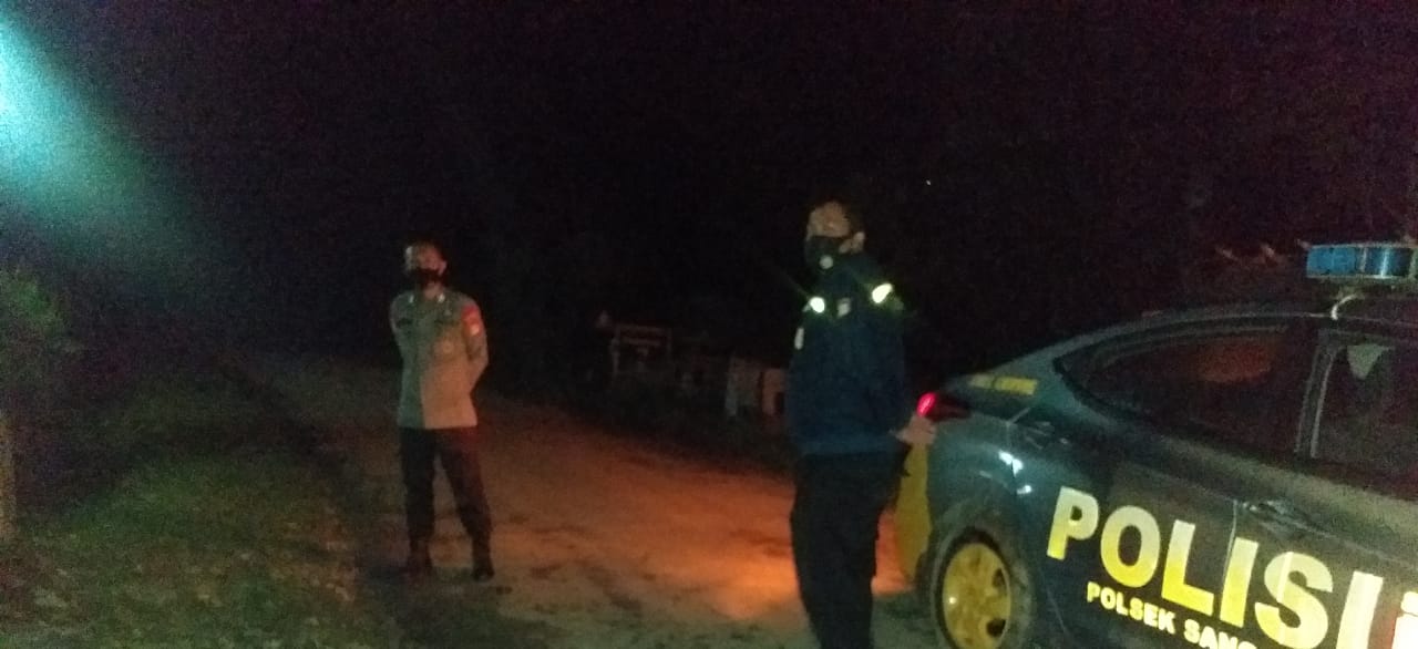 Personil Polsek Sangalla Mediasi Kesalapahaman di Lembang Tokesan