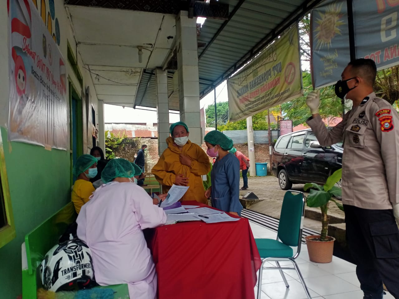 Personil Polsek Sangalla Mediasi Kesalapahaman di Lembang Tokesan