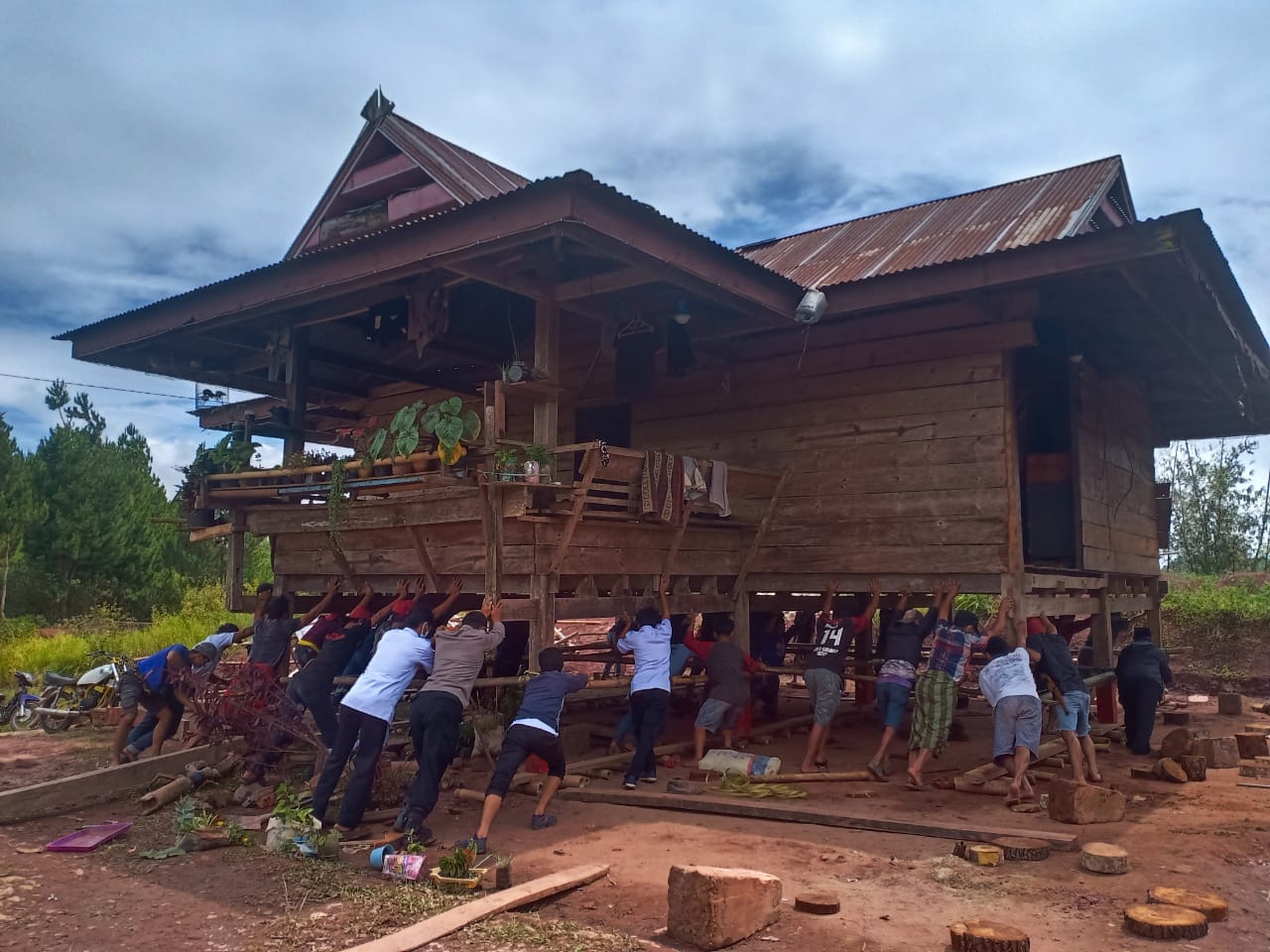 Polres Tana Toraja Tingkatkan Pendisiplinan Prokes Penerapan PPKM Level III