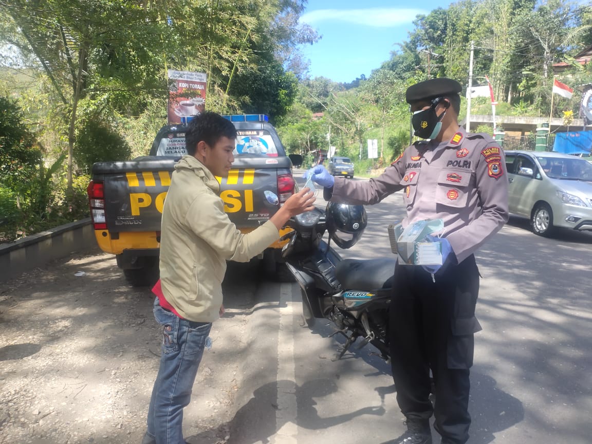 Polres Tana Toraja Tingkatkan Pendisiplinan Prokes Penerapan PPKM Level III