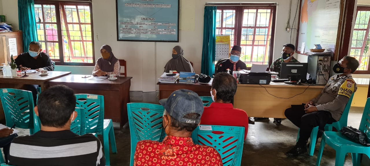 Bhabinkamtibmas, Babinsa dan PKM Batusura’ melakukan Tracer Testing