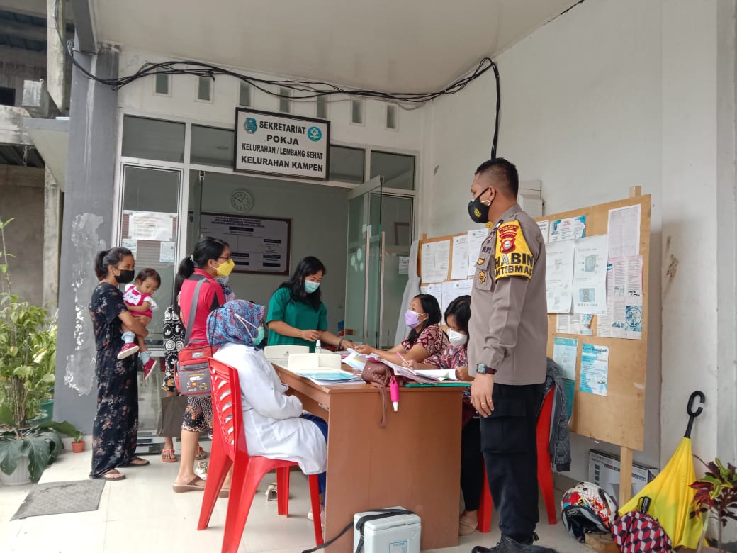 Bhabinkamtibmas, Babinsa dan PKM Batusura’ melakukan Tracer Testing