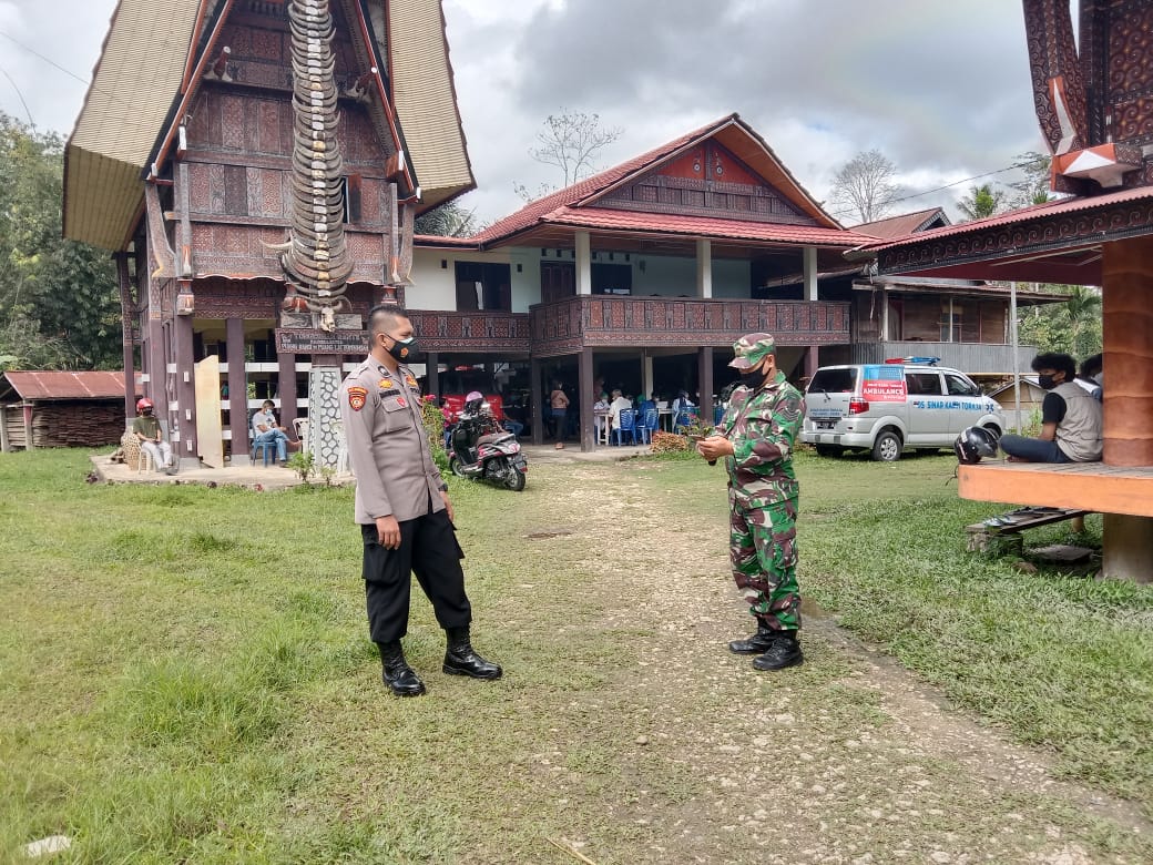 Bhabinkamtibmas Polsek Makale Sambangi Kantor Lurah Botang