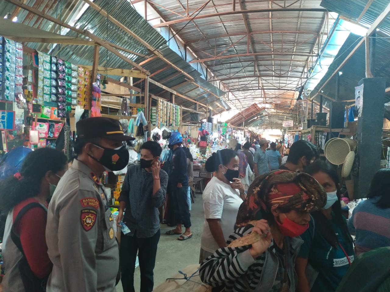 Bhabimkamtibmas Aipda Ridwan Melakukan sambang ke Wilayah Binaan