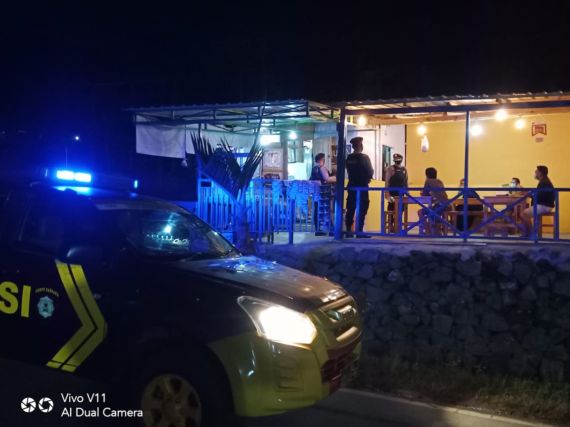 Bhabinkamtibmas Polsek Mengkendek sambang ke rumah warga binaan