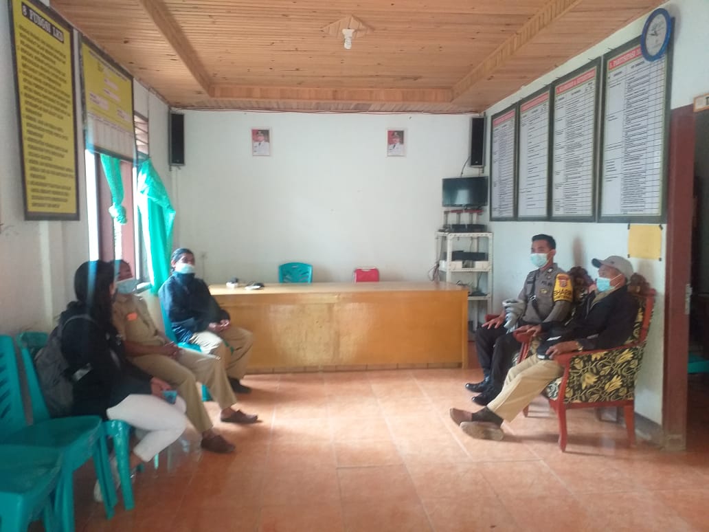 Bhabinkamtibmas Bersama Bhabinsa Sambangi Pustu Lembang Lea