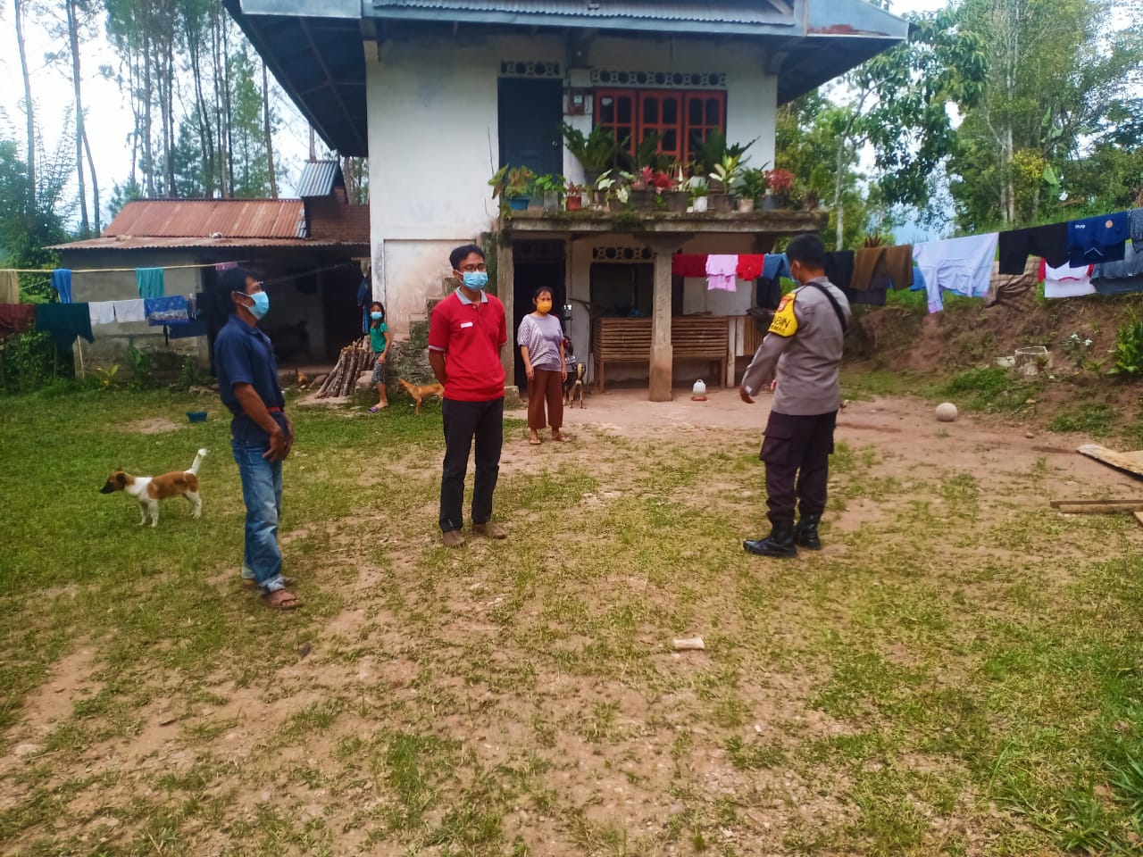 Bhabinkamtibmas Polsek Mengkendek sambang ke rumah warga binaan