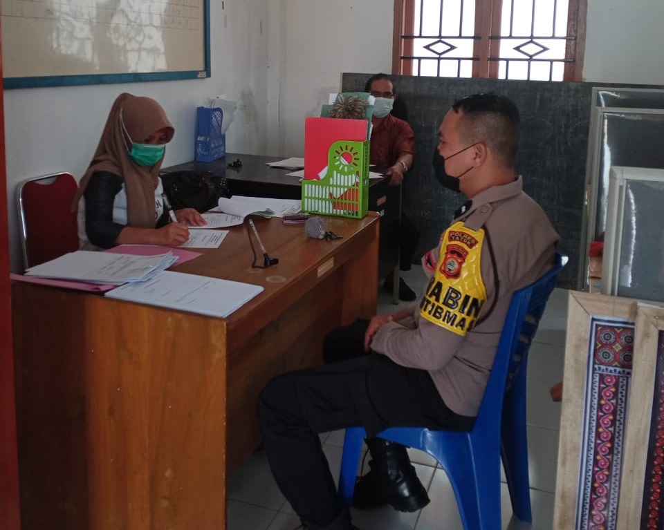 Bhabinkamtibmas Polsek Mengkendek sambang ke rumah warga binaan