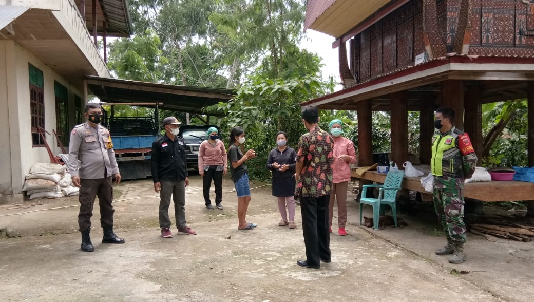 Bhabinkamtibmas Polsek Mengkendek sambang ke rumah warga binaan