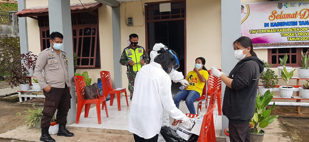 Bhabinkamtibmas Polsek Mengkendek sambang ke rumah warga binaan