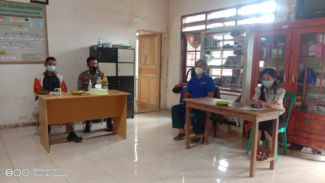 Bhabinkamtibmas Polsek Mengkendek sambang ke rumah warga binaan