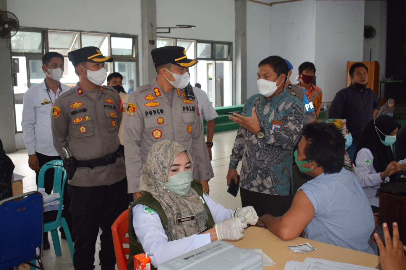 AKBP Ponco Indriyo Tinjau Pelaksanaan Vaksinasi Di Universitas Muhammadiyah Sidrap