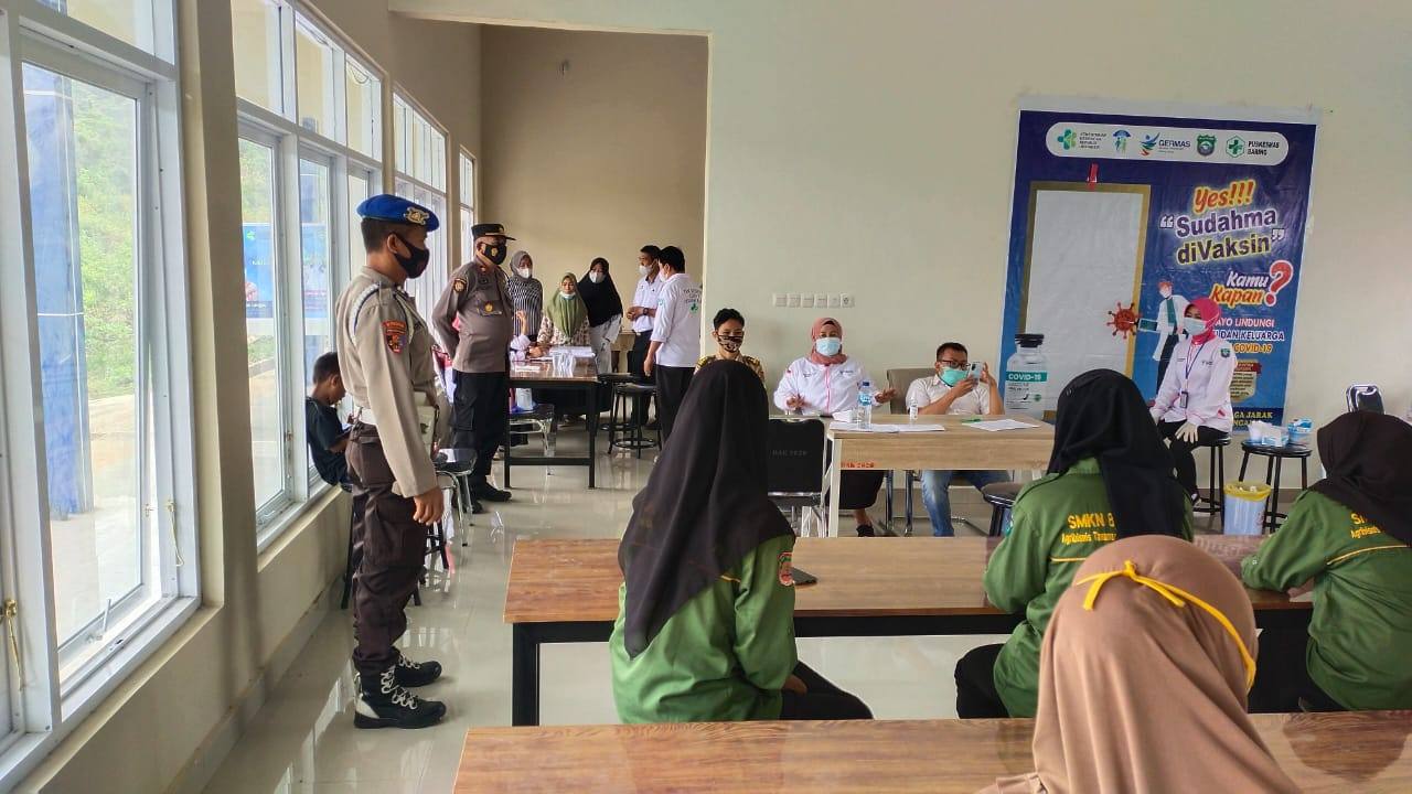 Bhabinkamtibmas Polsek Segeri Hadiri Pelatihan Pelacakan Tracer Covid 19