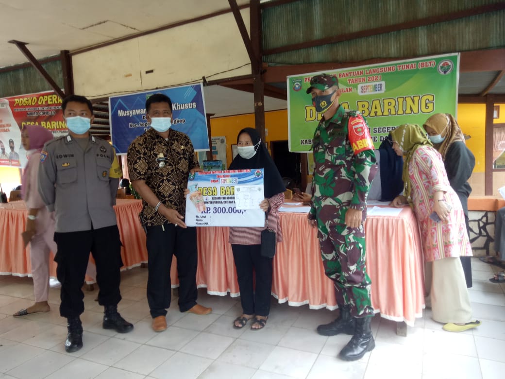 Kapolsek Segeri Sambangi Sekolah MTs DDI Segeri Pantau Kegiatan Vaksinasi