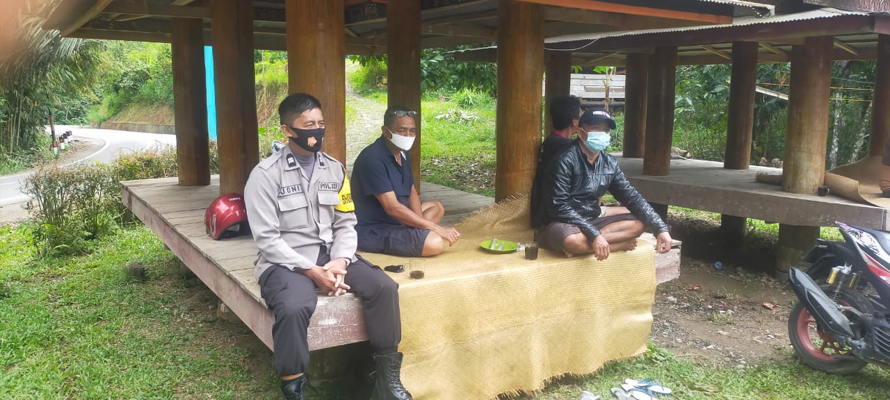 Bhabinkamtibmas Bripka Ahmad Firmansyah DDS di kelurahan Lemo