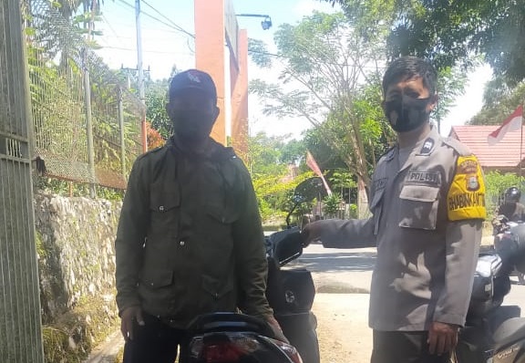 Bhabikamtibmas Polsek Sangalla Sambangi gereja wilaya sangalla