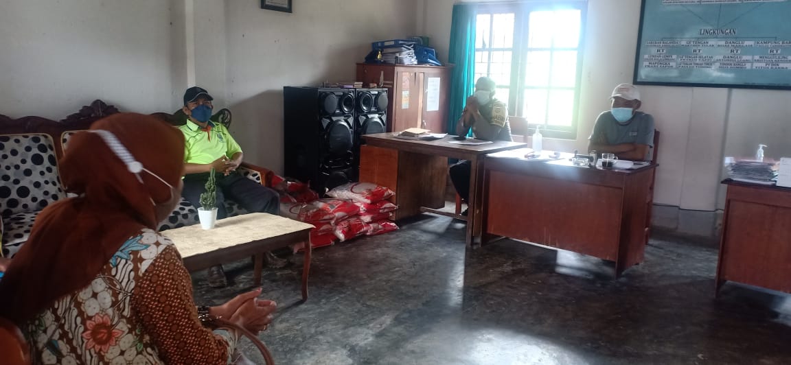 Bhabikamtibmas Polsek Sangalla Sambangi gereja wilaya sangalla