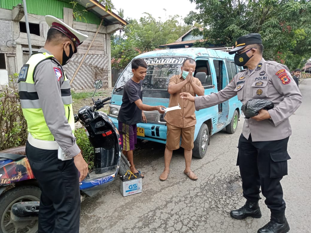 Bhabikamtibmas Polsek Sangalla Sambangi gereja wilaya sangalla