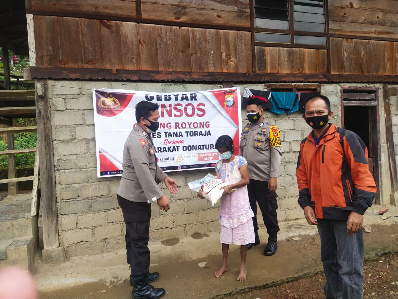 Bhabikamtibmas Polsek Sangalla Sambangi gereja wilaya sangalla