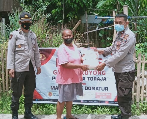 Bhabinkamtibmas Sambang Ke Rumah Warga Di Lembang Lipungan Tanete
