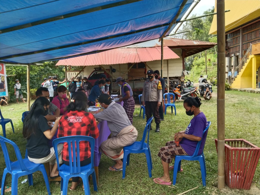 Bhabinkamtibmas Sambang Ke Rumah Warga Di Lembang Lipungan Tanete