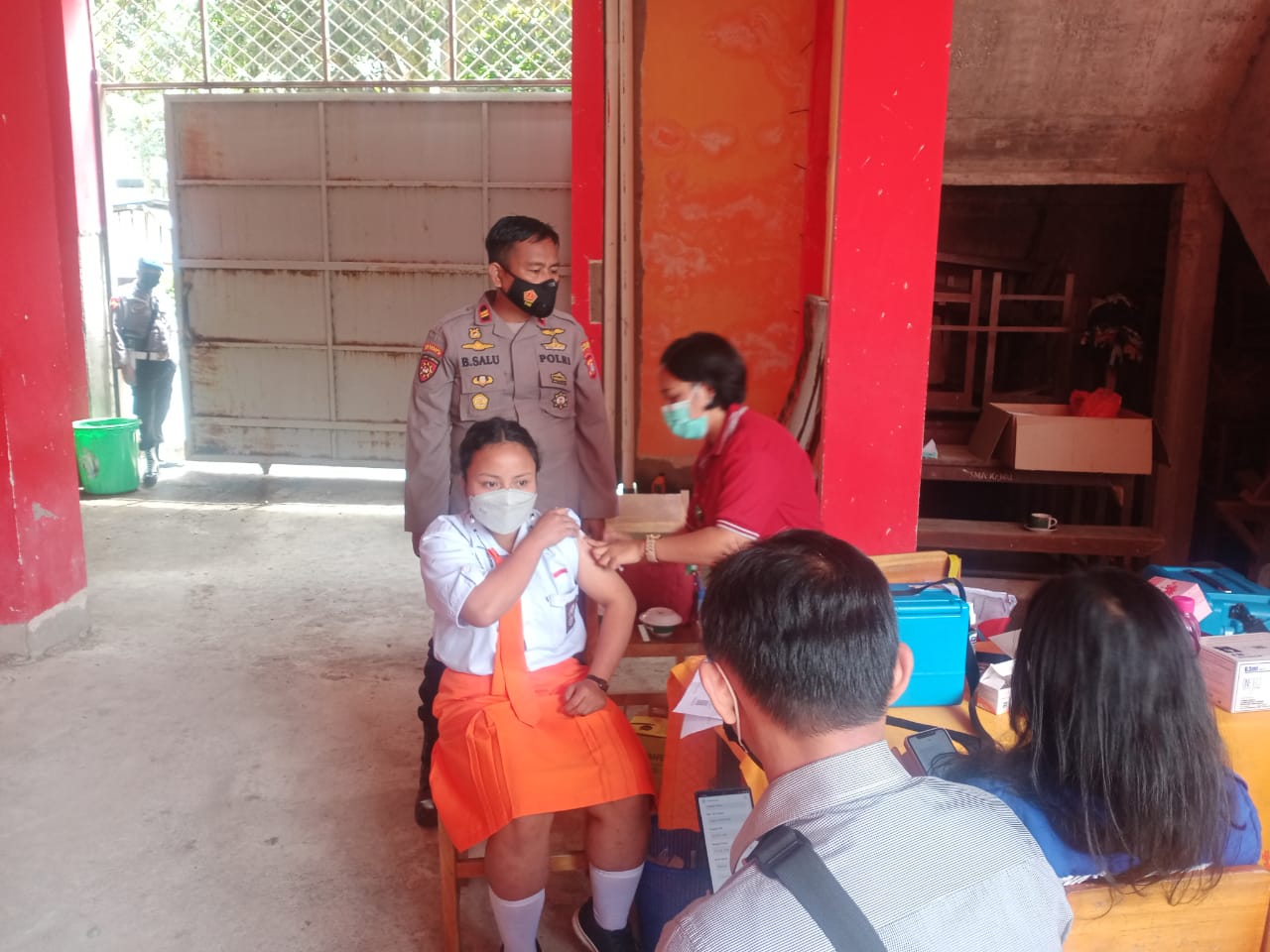 Bhabinkamtibmas Sambang Ke Rumah Warga Di Lembang Lipungan Tanete