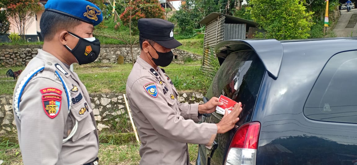 Bhabinkamtibmas Sambang Ke Rumah Warga Di Lembang Lipungan Tanete