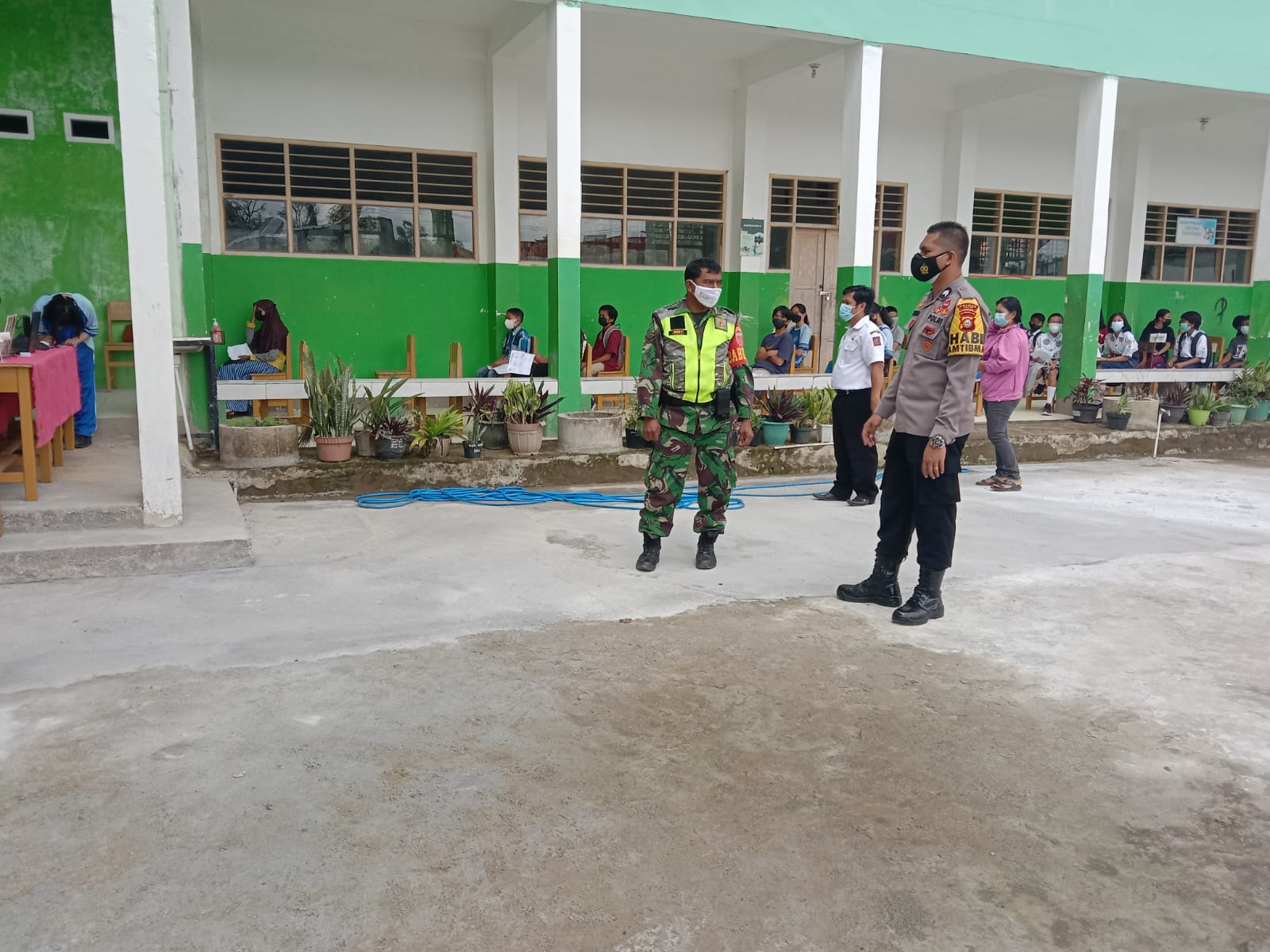 Bhabinkamtibmas Sambang Ke Rumah Warga Di Lembang Lipungan Tanete